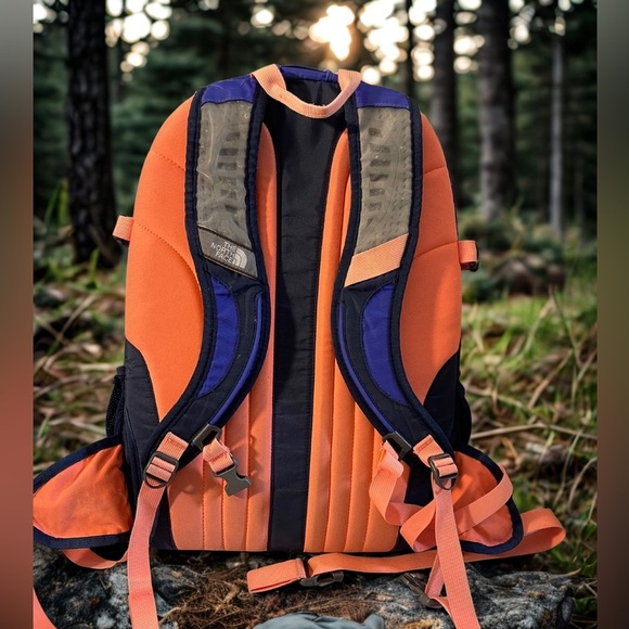 The North Face Borealis Laptop Backpack - Picture 4 of 6